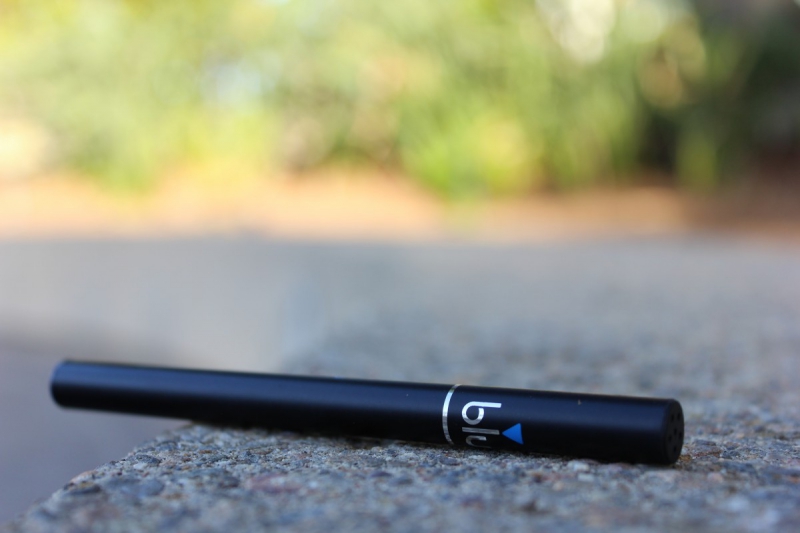 ecommerce-BAGNOLS EN FORET-min_e_cigarette_vaping_blu_cigs_blu_electronic_cigarette_tobacco_cigarette_smoke-637061