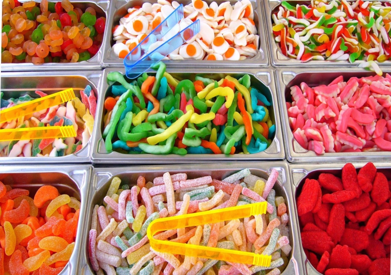 ecommerce-BAGNOLS EN FORET-min_pick_and_mix_children's_sweets_candy_colorful_treat_confectionery-1020869